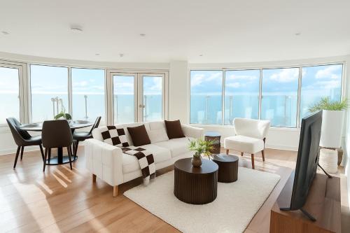 Harrow Apartamento | Luxury 2BR Penthouse in Harrow with Balcony, Private Gym, Games Room & Guests Lounge