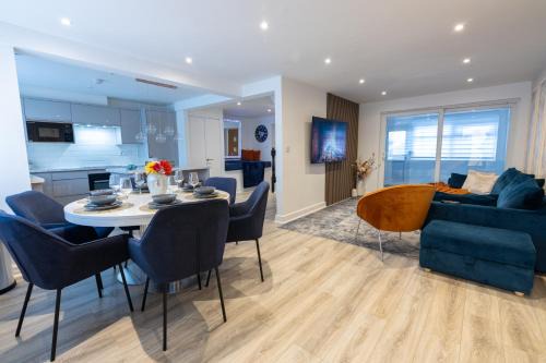 Trafford Casa | Luxury 3 Bed House Manchester Old Trafford