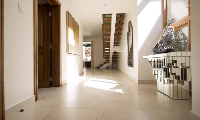 Halcyon Heights Casa | Luxury 3-bed Villa, St James, Near Beach & Gym