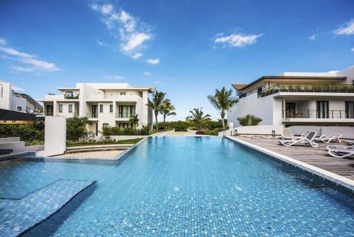 Roches Noires Apartamento | Luxury 3 Bedroom Apartment Sea View Azuri Estate