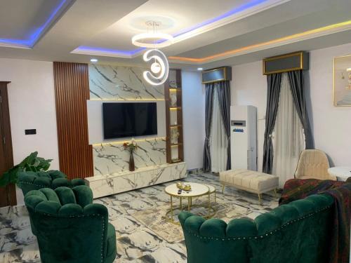 Ofin Apartamento | Luxury 3 Bedroom Apartment