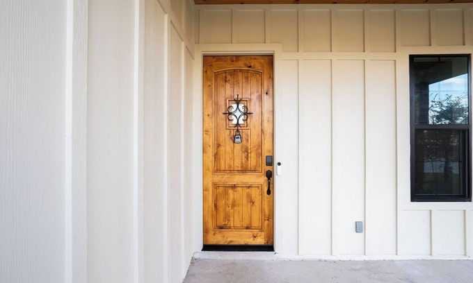 Alamo Heights Casa | Luxury 3-bedroom Farmhouse with Pool Centrally Located in San Antonio