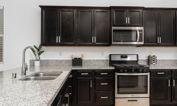 Fresno Casa | Luxury 3 bedroom House/ Designer