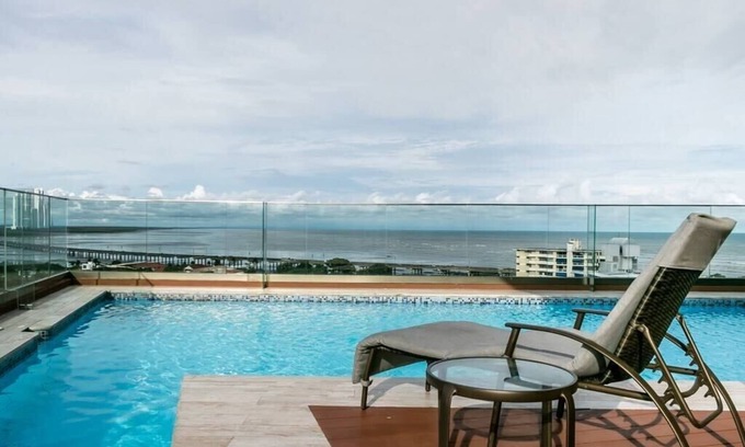 Tumba Vieja Apartamento | Luxury 3 Bedroom Oceanview apt parkingandbalcony