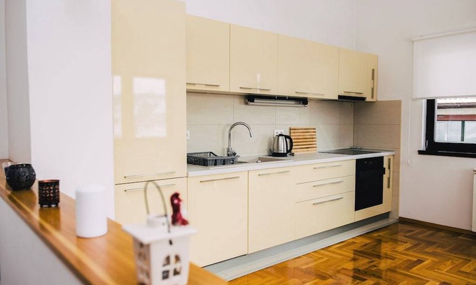 Sarajevo Casa | LUXURY 3 story House- BEST VIEW- FREE PARKING