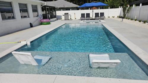 Gulf Gate Estates Casa | Luxury 3BD house, Siesta Key Beach