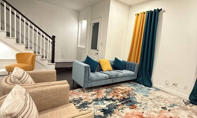North Houston Apartamento | Luxury 3BR for Families Nurses and Group