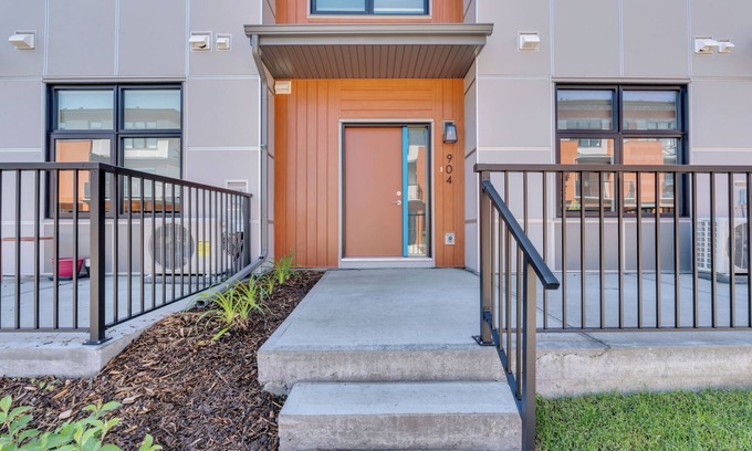 Southwest Calgary Casa | Luxury 3BR in Belmont | Private Garage + Sleep 6