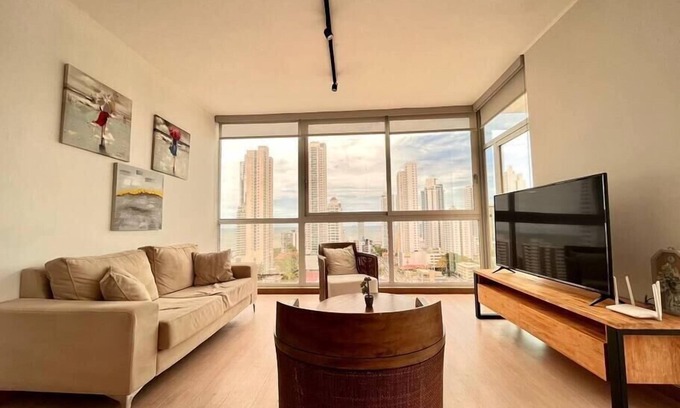 Tumba Vieja Apartamento | Luxury 3BR parkingandbalcony