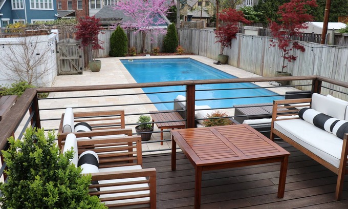 Crestwood Casa | Luxury 4 BR Private Home in Crestwood NW w/ 40' Heated Pool