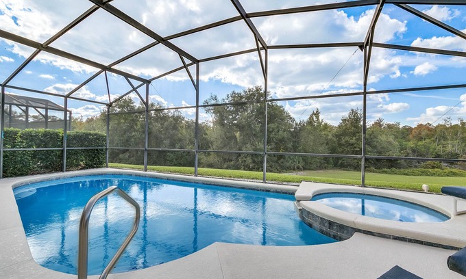 Windsor Palms Villa | Piscina / Spa gratis. Vista al bosque con orientación sur, villa mejorada de 4 camas