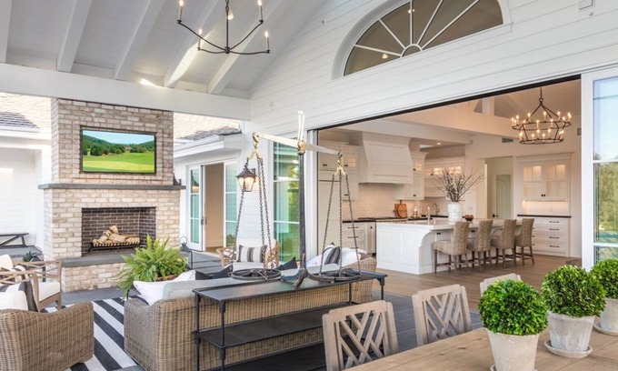 Covenant Casa | Luxury 5 Bedroom Estate with Pool + Views in Rancho Santa Fe