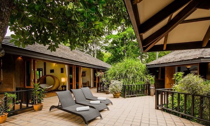 Nuea Khlong Villa | Villa de lujo de 5 dormitorios espaciosa Baan Khating !!