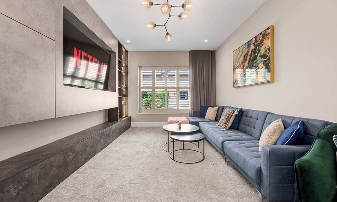 Didsbury Casa | Luxury 5 Star Didsbury Home by City SuperHost