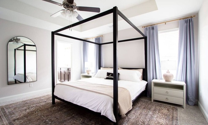 Southaven Casa | Luxury 5-Star Retreat | Family & Pet Friendly