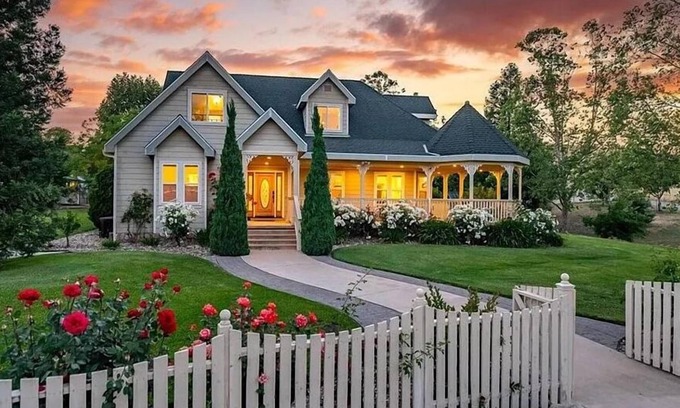 Atascadero Casa | Luxury 5BR*Great Location*Sleeps 15