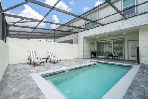 Four Corners Casa | Luxury 5BR Home with Private Pool - Minutes from Disney!