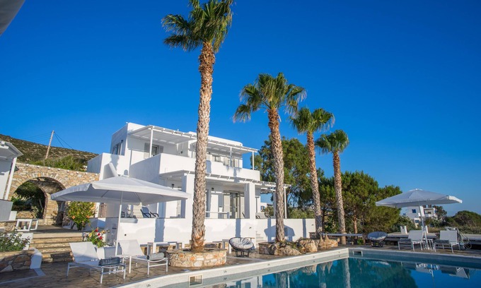 Nea Cryssi Akti Villa | Lujo, 6 br, Villa frente al mar, Villa Agia Irini Cove con piscina privada
