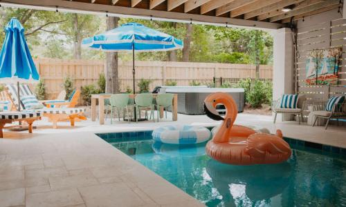 Folly Field Casa | Luxury 6 Br Sleeps 18 Private Heated Pool Fire Pit