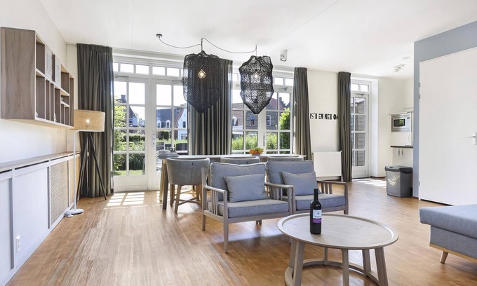Anjum Casa | Luxury 6-person residence in the holiday park Landal Esonstad
