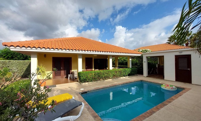 Willemstad Villa | Villa de lujo para 6 personas con piscina privada