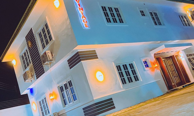 Ibadan Casa | LUXURY 7 BEDROOMS ENTIRE HOUSE ACCOMODATION IN IBADAN, OYO STATE