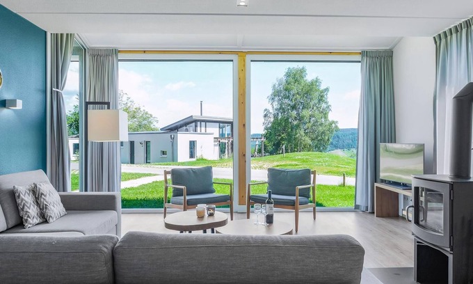 Krov Casa | Luxury 8-person bungalow in the holiday park Landal Mont Royal