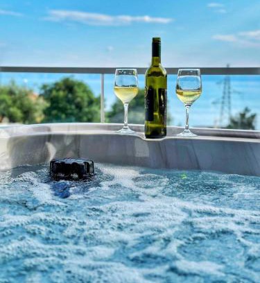 Veliko Brdo Apartamento | Luxury and Spa App F
