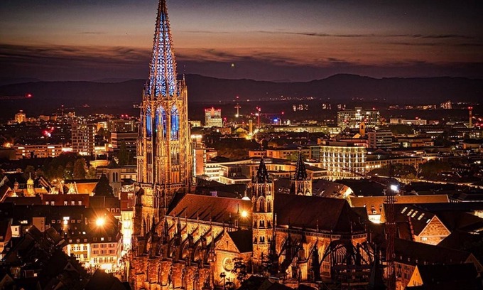 Freiburg im Breisgau Apartamento | Luxury Apartment COLLOSEUM in the City