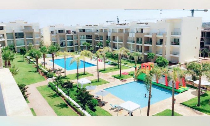 Plage des Nations Apartamento | Luxury Apartement Near the Beach