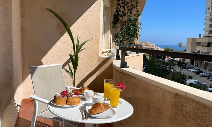 Torrequebrada Apartamento | Luxury apartment Benalmadena First line