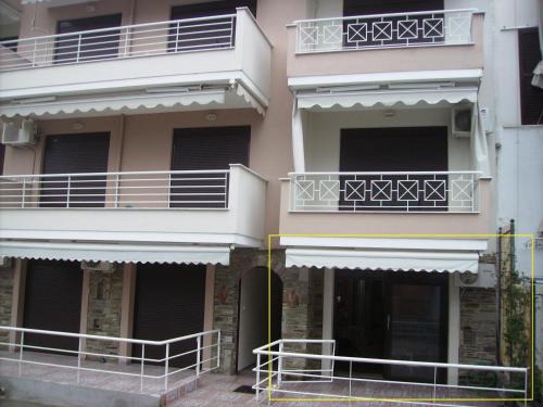 Nea Peramos Apartamento | Luxury apartment by the beach