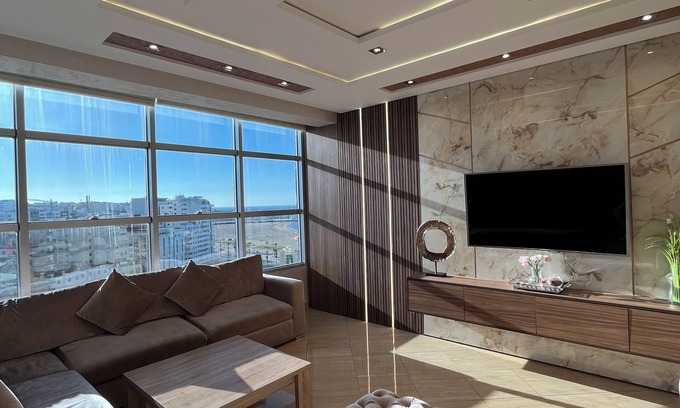 Bni Makada Apartamento | Luxury apartment facing the beach!