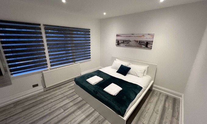 Thamesfield Apartamento | Luxury Apartment in Wandsworth on top floor with skyline views!