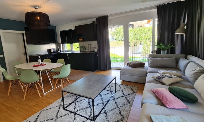 Reichenau Apartamento | Luxury Apartment With Stunning Mountain View
