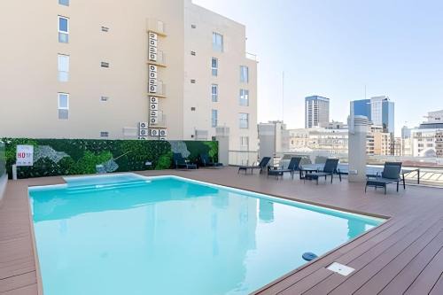 Moreno Apartamento | Luxury Apartments at Paseo de la Cisterna
