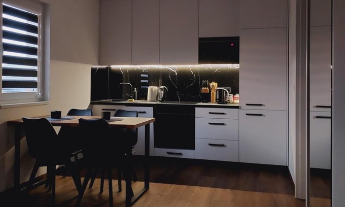 Kielce Apartamento | Luxury Apartments Bernardyńska Domek 1 , 2