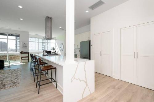 Downtown Little Rock Apartamento | Luxury at River Market