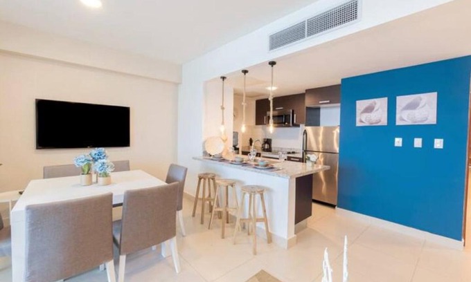 Juan Dolio - El Pueblo Apartamento | Luxury Beachfront 2BR at Las Olas, Juan Dolio