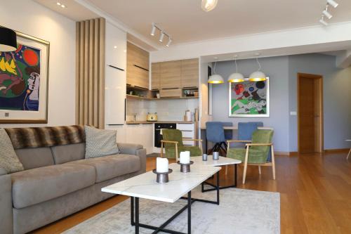 Tomicici Apartamento | Luxury Bayview Apartment Tivat