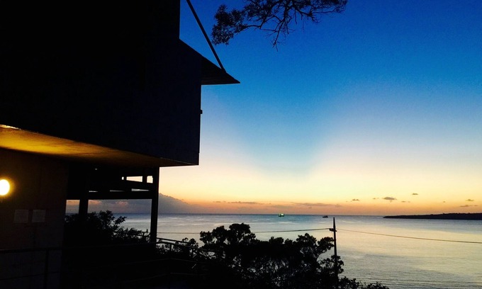 Sakimotobu Casa | Casa de lujo en la playa con vistas al atardecer (con licencia)