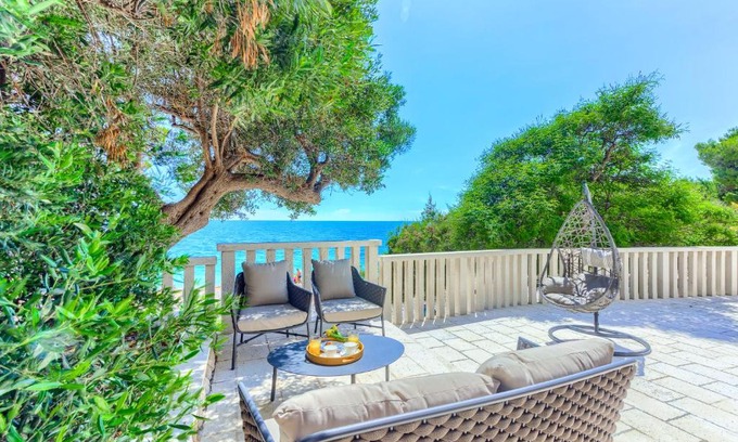 Ivan Dolac Apartamento | Luxury beach
