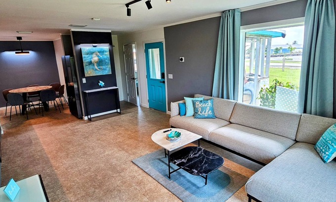 Treasure Cay Cabaña | Luxury beach villa in paradise.