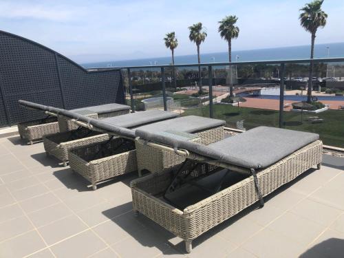Els Arenals del Sol Apartamento | luxury beachfront penthouse with sunroof terrace