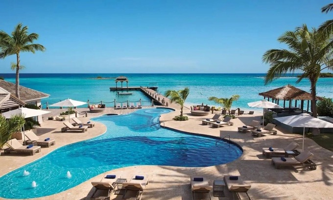 Montego Bay Complejo | Luxury Beachfront All Inclusive Resort Jamaica Swim Out Ocean View
