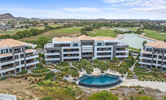 Willemstad Condominio | Luxury, Beachfront, Sea View, 2 BDR The Shore Blue Bay Beach and Golf Resort