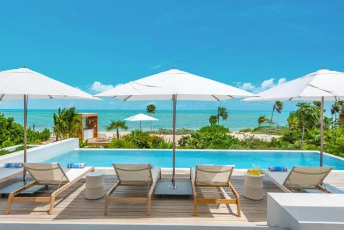 Leeward Settlement Villa | Luxury Beachfront Villa at Beach Enclave Long Bay