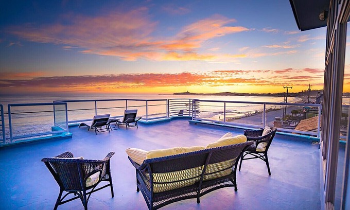 El Granada Casa | Luxury Beachfront Penthouse / Walk to the Beach, Restaurants, Entertainment