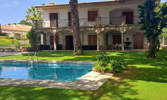 S'Agaro Casa | Villa de lujo con piscina, jardín y vistas al mar, a 100m de la playa en S'Agaró