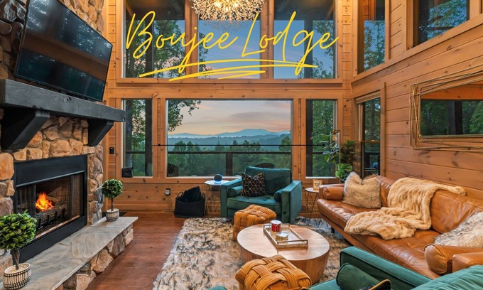 Epworth Cabina | Luxury Blue Ridge Retreat | Boujee Lodge | HotTub, FirePit, GameRoom, Epic Views